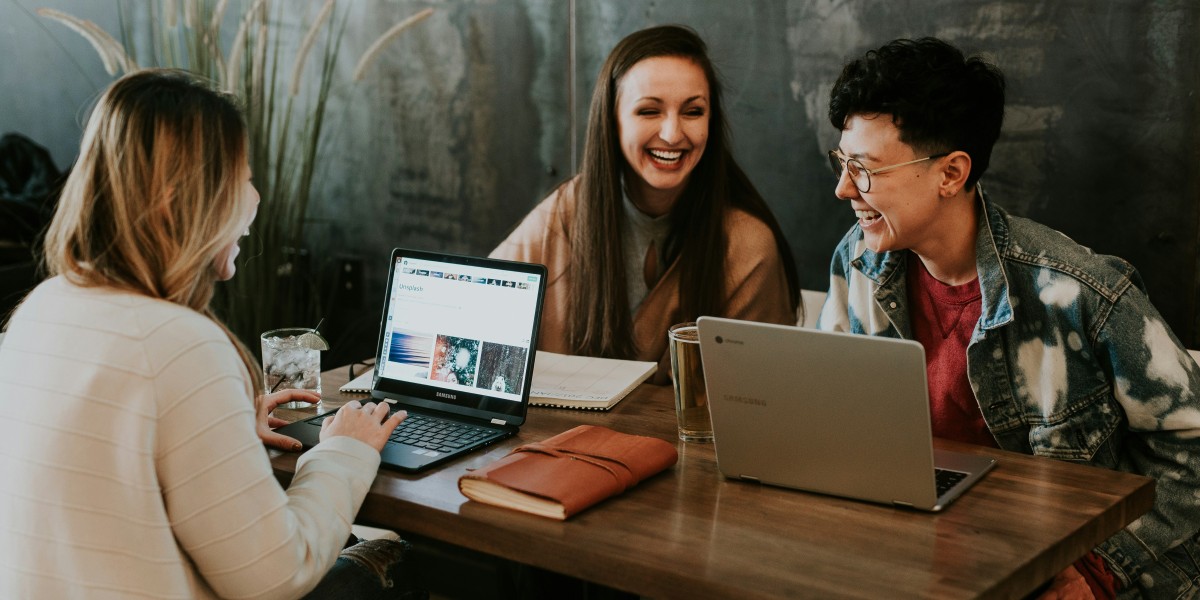 "Elevating Digital Identity: The Role of a Bespoke Web Design Agency in Business Success"