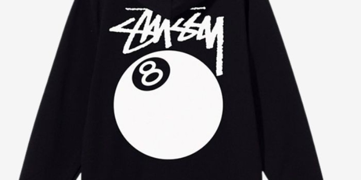 Stussy Hoodie Outfits die Streetwear prägen