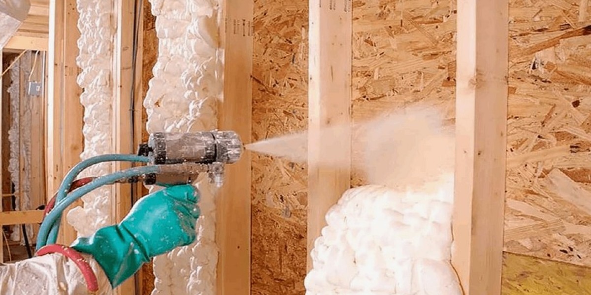 The Pros of Spray Foam Insulation in 2025