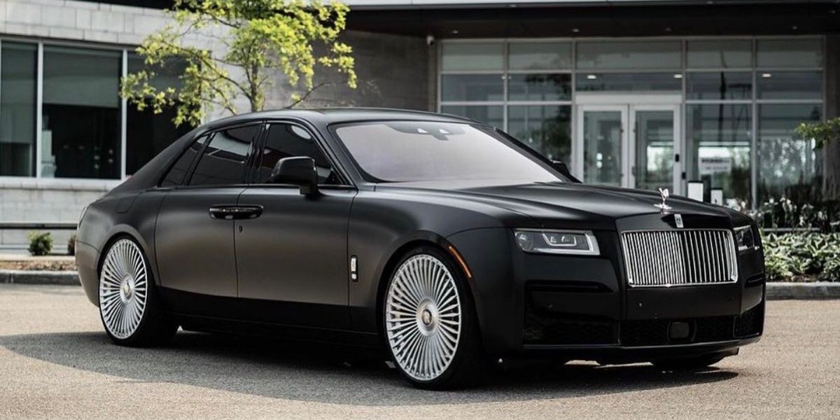 Rolls Royce Hire for Elite Travel | 8Chauffeurs