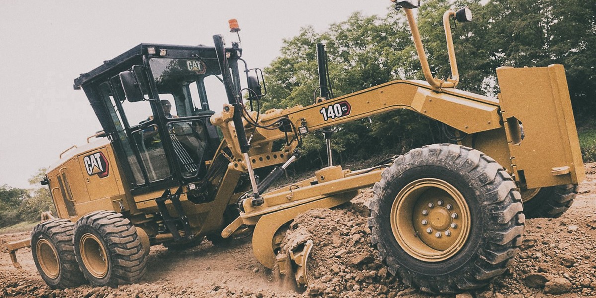 Precision vs. Reliability in Used Motor Graders for Sale