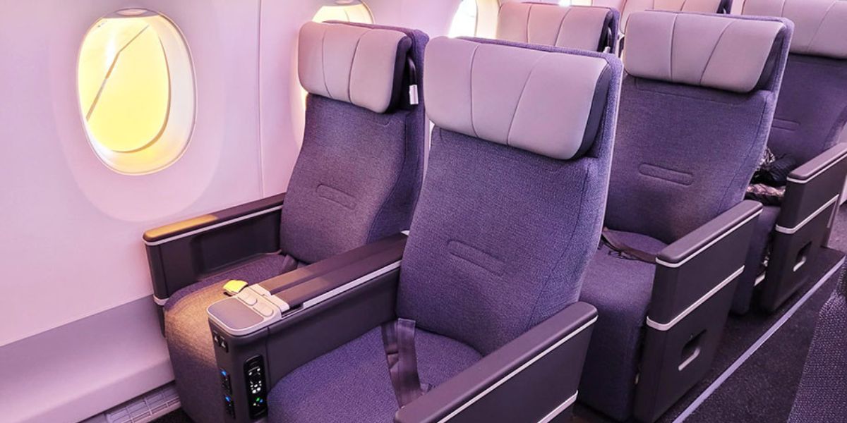 Finnair Premium Economy Experience - Airofficedesks