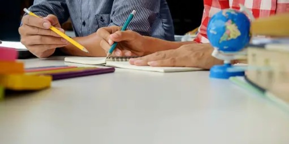 Why Is Professional English to Arabic Translation Important?