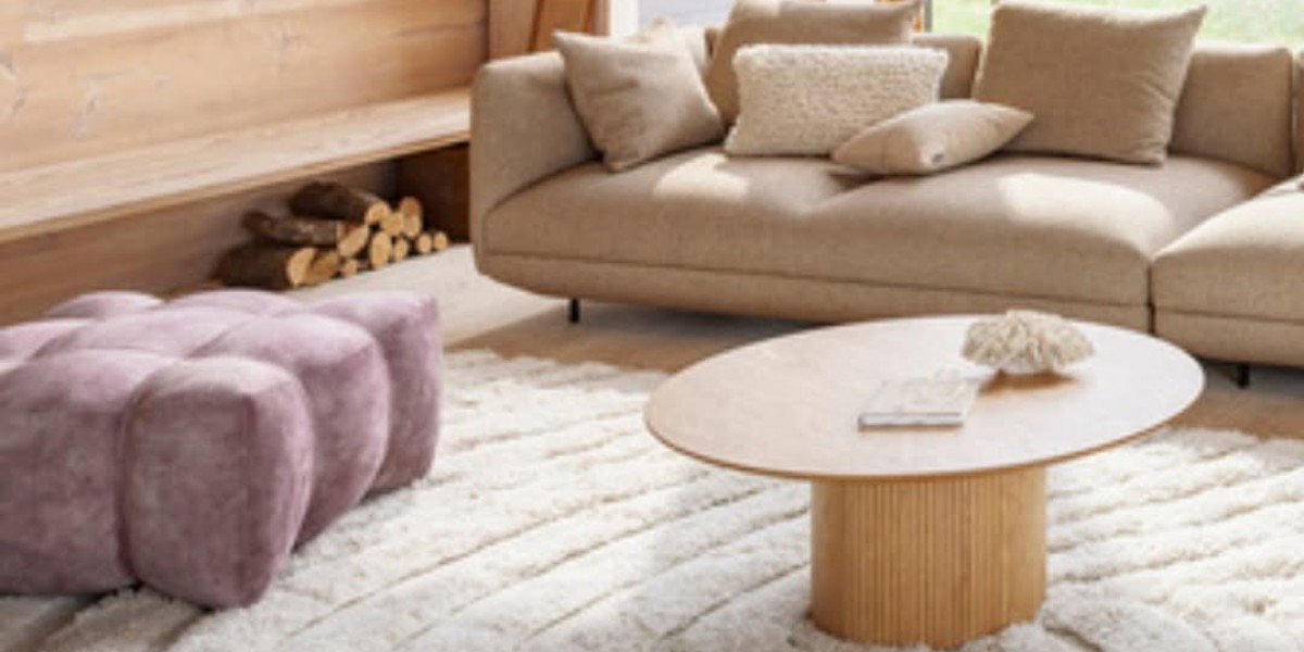 Selecting the Perfect Luxury 3-Seater Sofas for Your Home