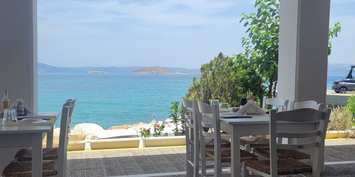 Buying a Villa in Greece: Top Locations That Deliver High Returns