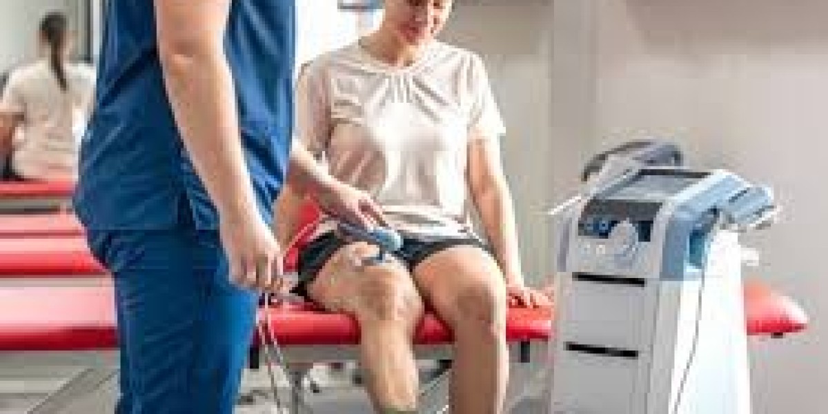 Private Knee Replacement Surgery in Alberta for Improved Mobility