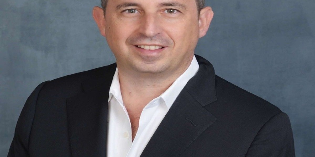 What Shapes the Reputation of Aby Galsky as a Modern Business Leader?