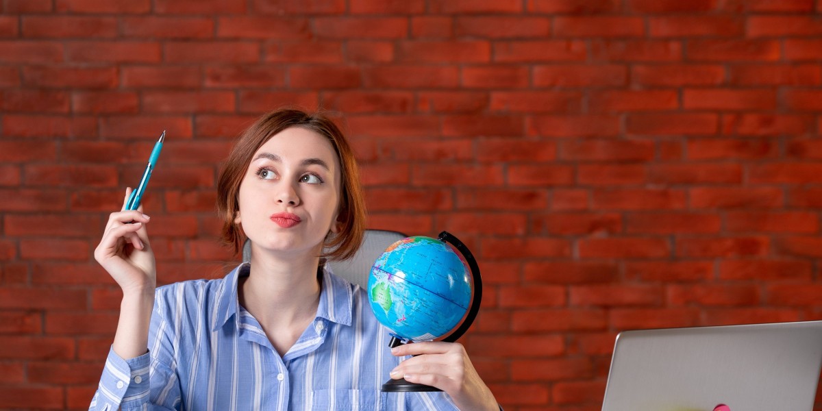 Smart Academic Support for Modern Students