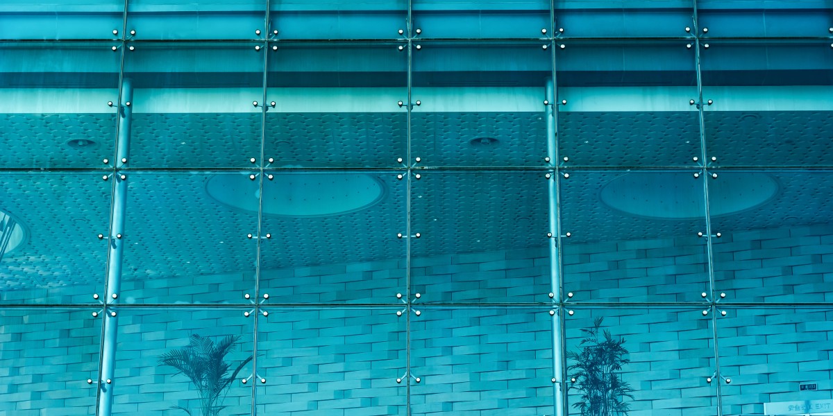 How Window Tint Reduces Heat and Lowers Energy Bills in UAE Homes