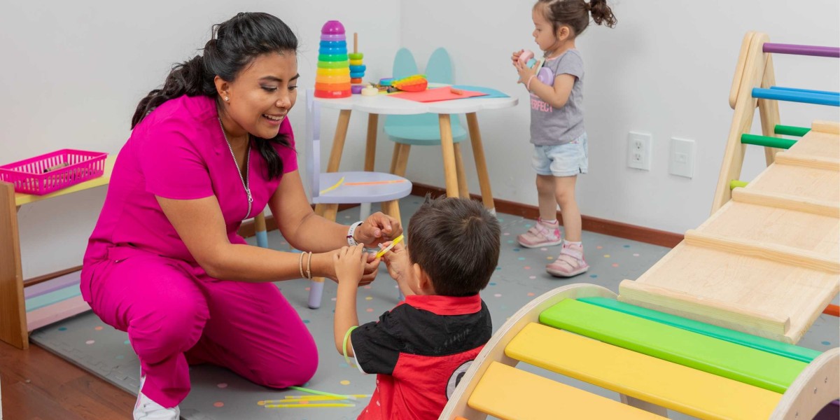 What Should Parents Look for When Choosing a Baby Care or Nanny Agency in the UAE?
