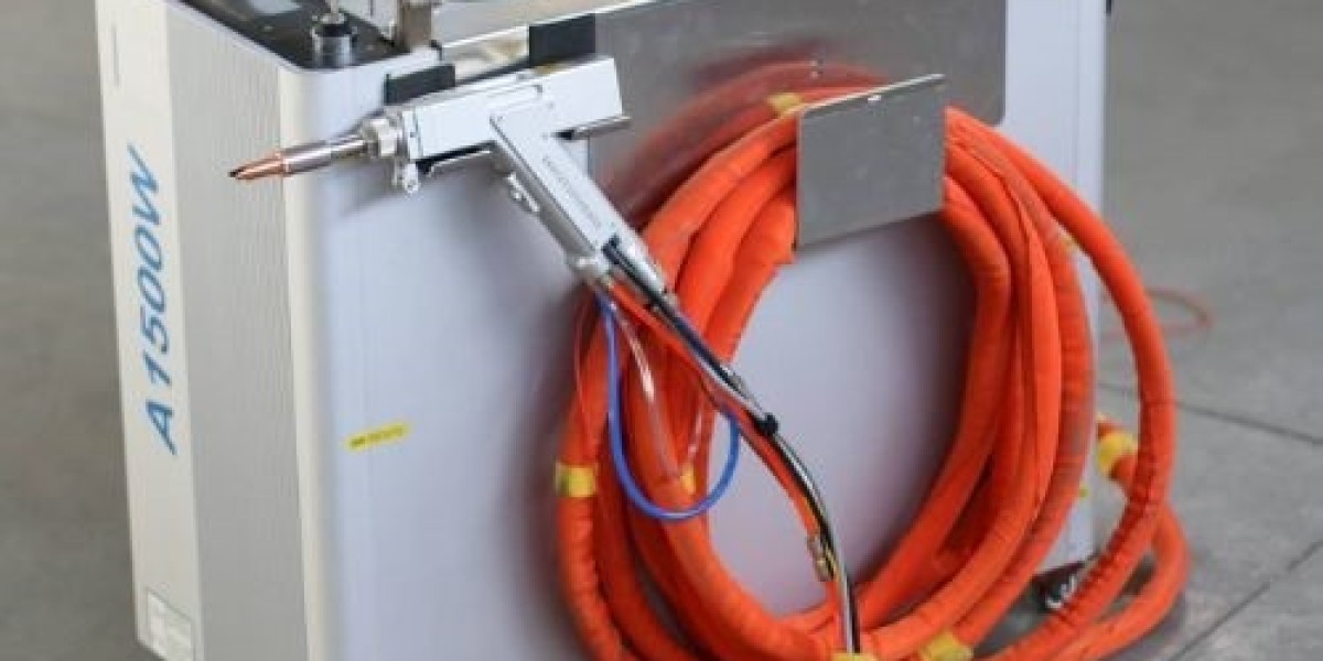 Laser Handschweißgerät von Lasershop – Präzise, Effiziente und Moderne Schweißlösungen