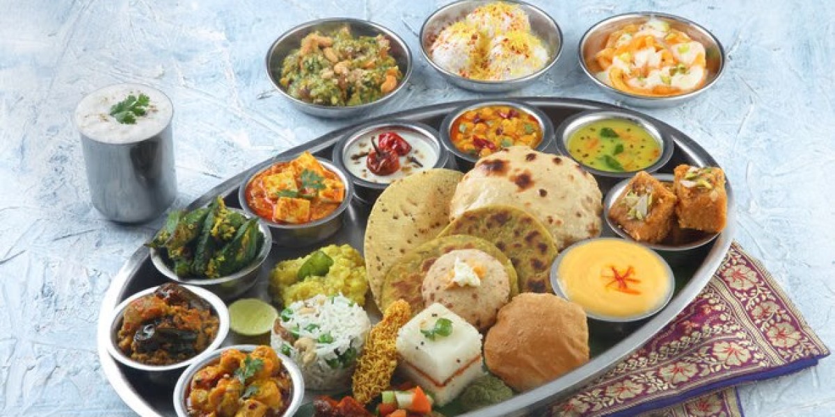 The Rajdhani Restaurant Thali Guide: My Honest Review of This Mumbai Icon