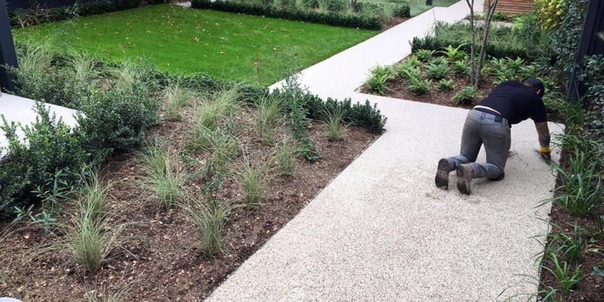 Professional Landscape Gardeners in Gerrards Cross | Expert Garden Design