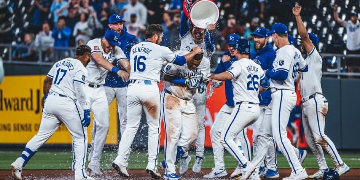 Royals storm back again towards get 4-3 towards the Angels