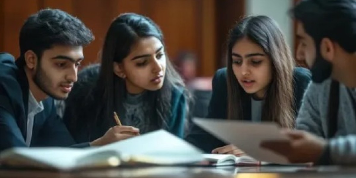 Cognitive English Classes – Helping Students Prepare for CUET and GMAT in Faridabad