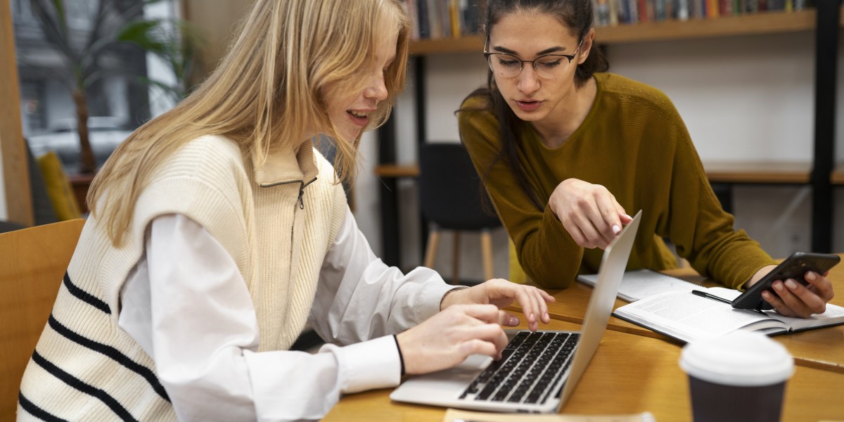 How Thesis Writing Help Can Save Students Weeks of Research Time