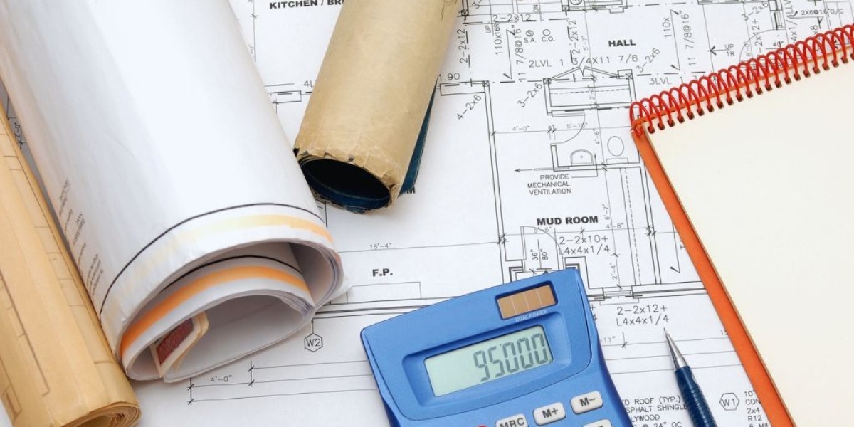 What Is the Difference Between a Pre-Bid Estimate and a Final Estimate?