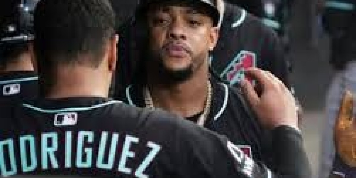 Diamondbacks 3, Tiny Bears 4: The Dumbest Timeline