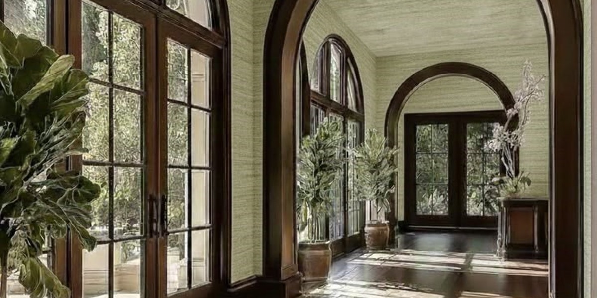 Advantages of Patterned Rugs for Hiding Dirt and Wear