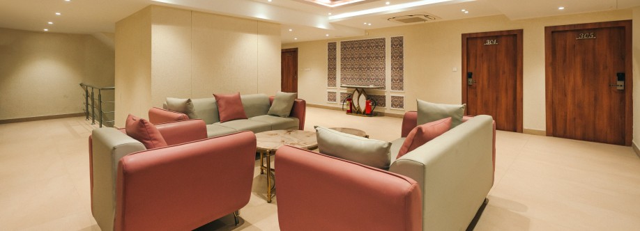 New Hotel Snow Crest Cover Image