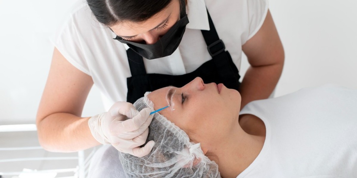 Botox Clinic Dubai: Achieve Youthful Skin with Expert Care