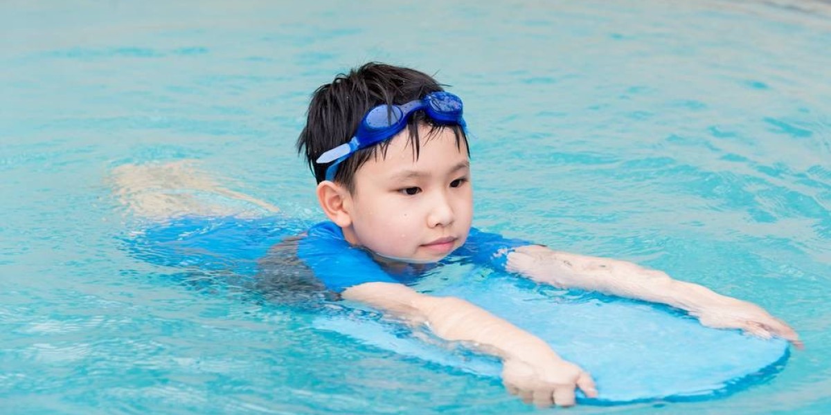 Swimming Coach in Singapore