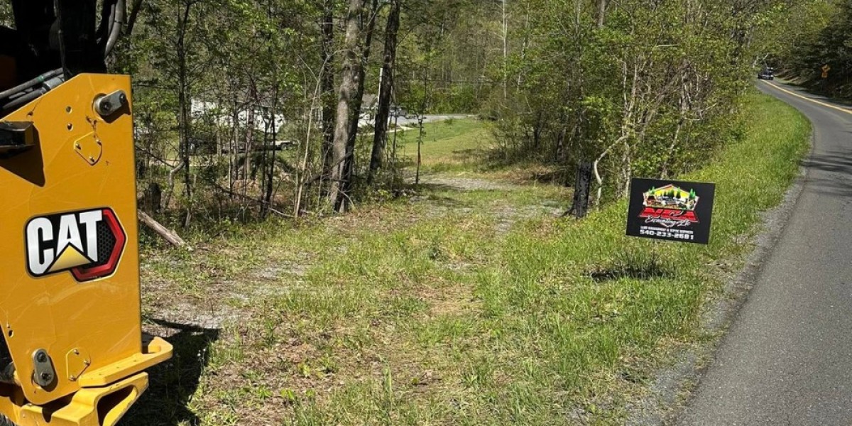 Why Are More Winchester Homeowners Replacing Damaged Driveways Completely Recently?