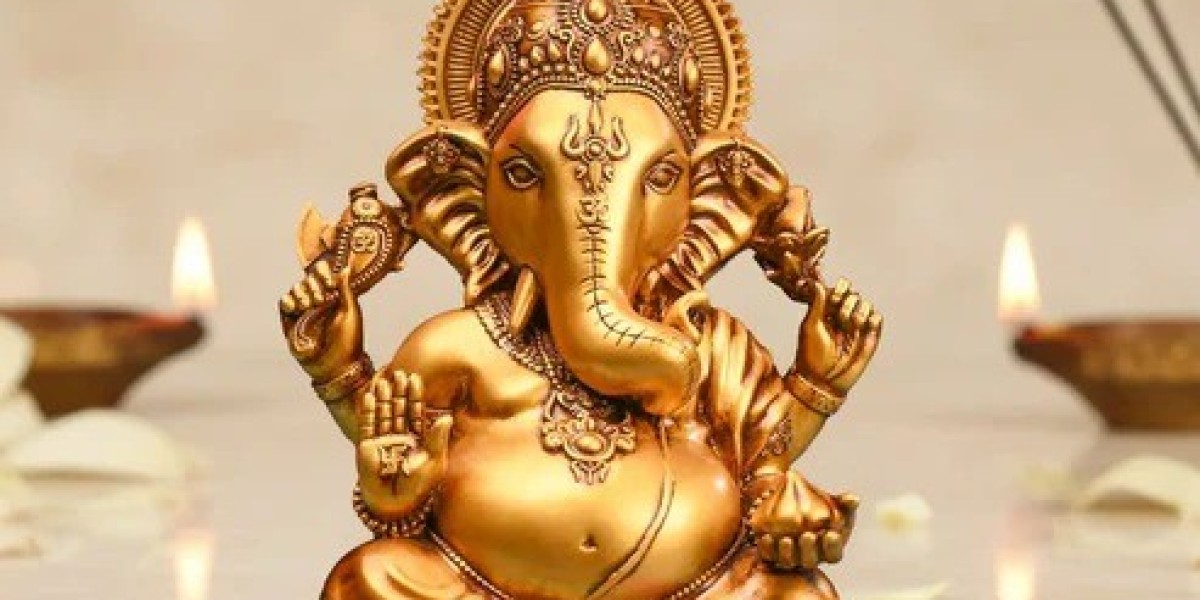 This emotional connection is one reason why Vinayak idols continue to remain timeless symbols of devotion and positivity