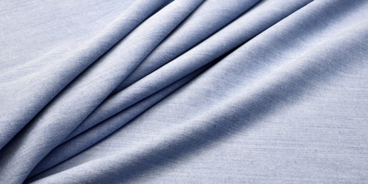 Is Poly Cotton Fabric a Good Choice for Layered Clothing in New Zealand?