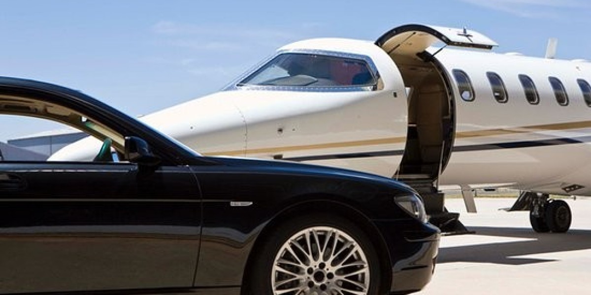 Toronto Pearson Limo Service for Luxury Airport Travel Now