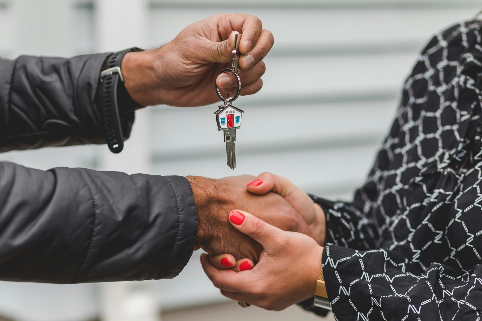 Landlords: Don’t ignore the warning signs in rental application