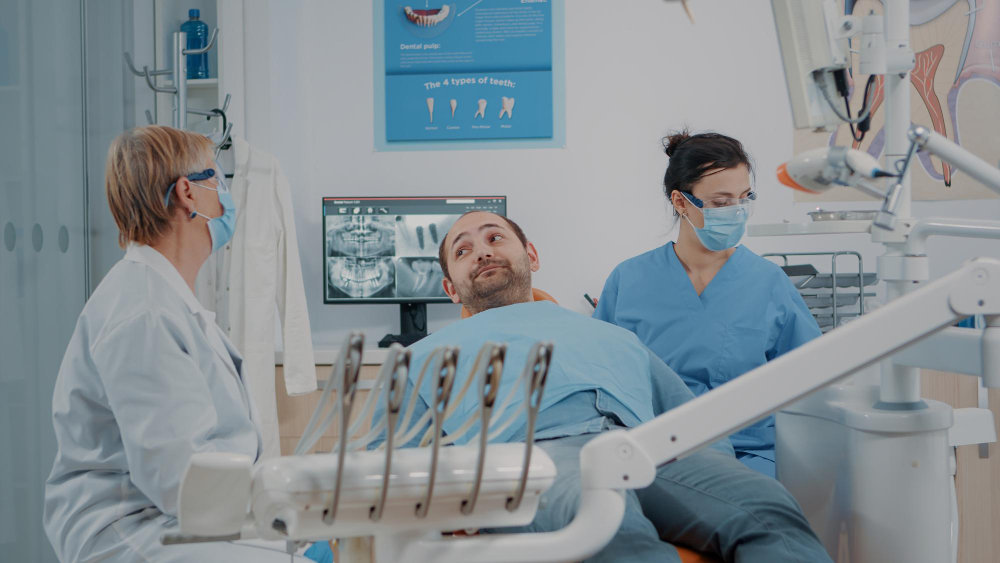 How to Choose the Right Dental Service in Saskatoon