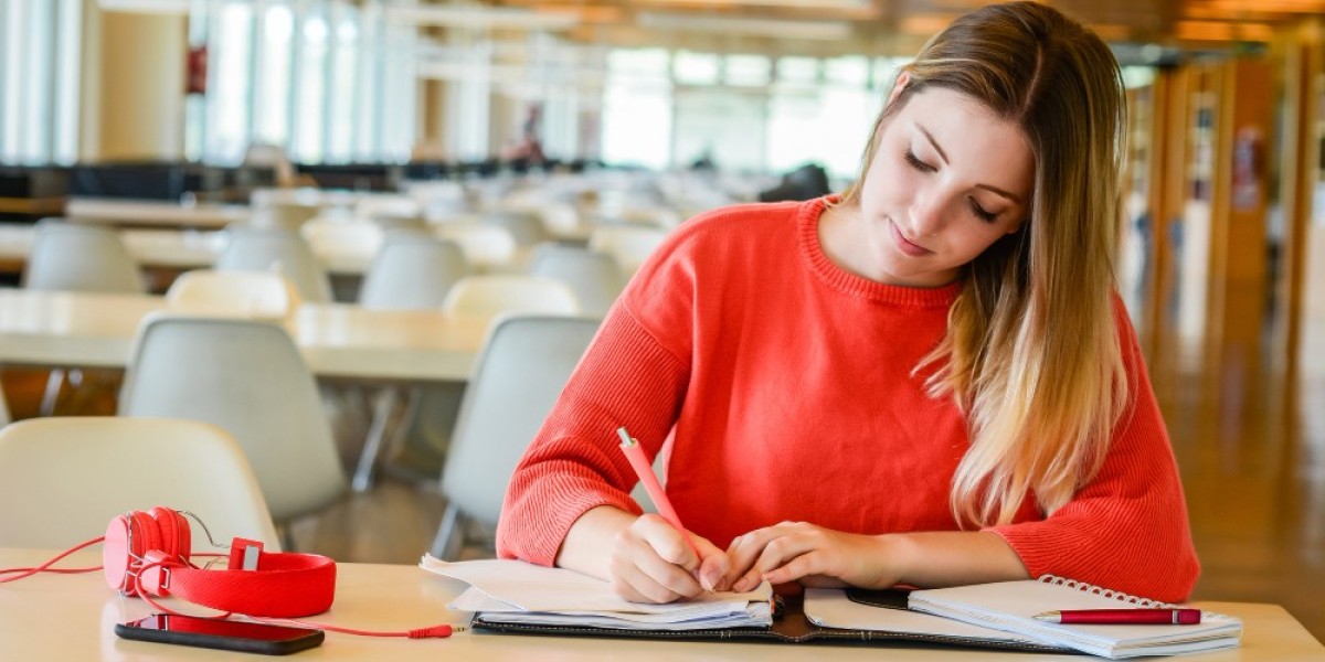 Why Students Search for “Purchase Assignment Online” Solutions in Modern Education