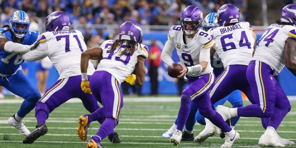 J.J. McCarthy blocks main Vikings podcast hosts in advance of vital period