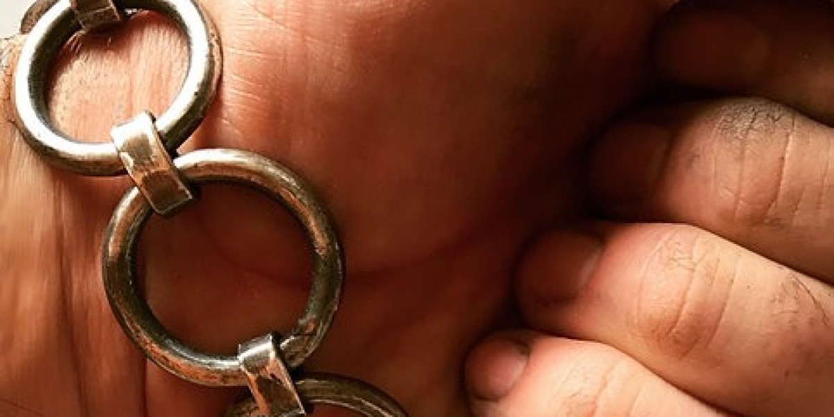 Why Are Chunky Sterling Silver Cuff Bracelets for Men Trending in Alternative Fashion?