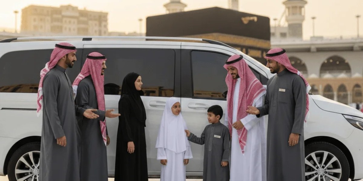 Taxi Service in Makkah – Reliable Transportation with Umrah Ziyarat Service