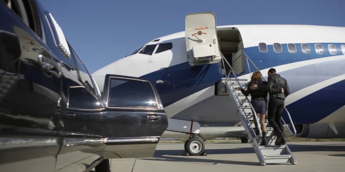 Airport Transfer Limo Service for Reliable Airport Travel in Ontario