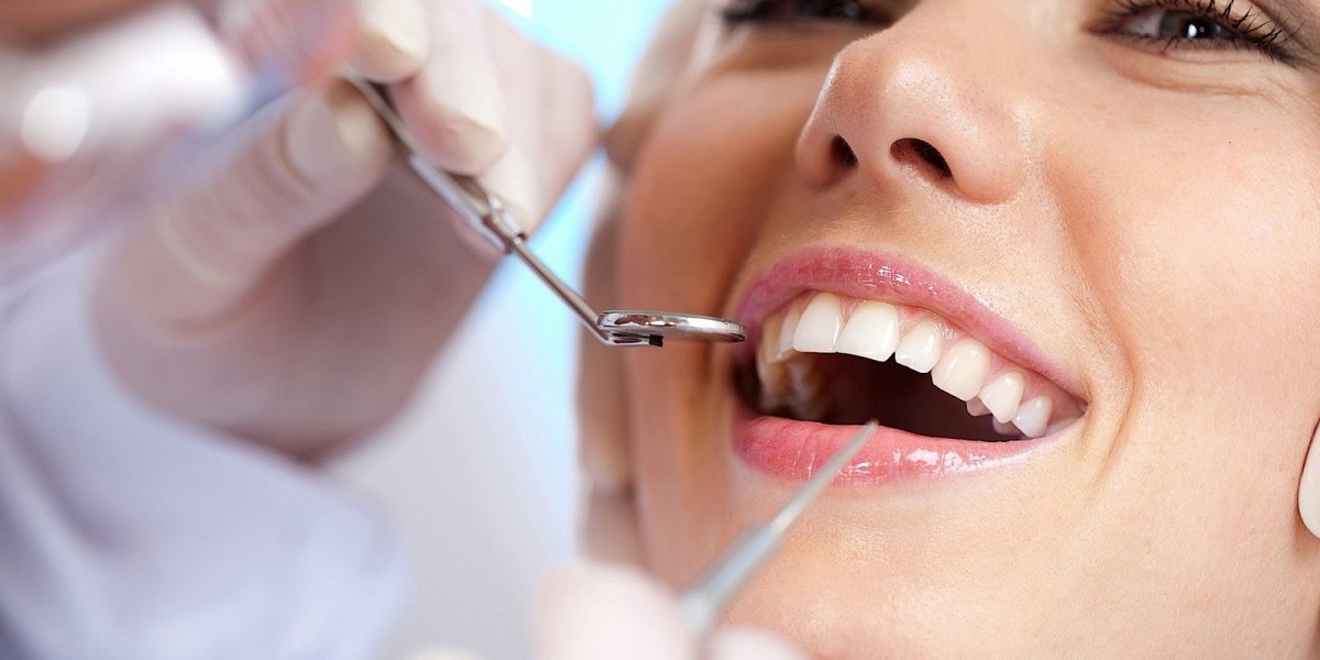 Tooth Extraction in Dubai for Safe Dental Care