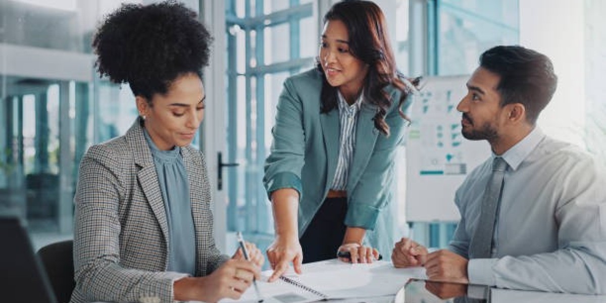 How Do Logistics Recruitment Agencies Help Businesses Hire Faster?