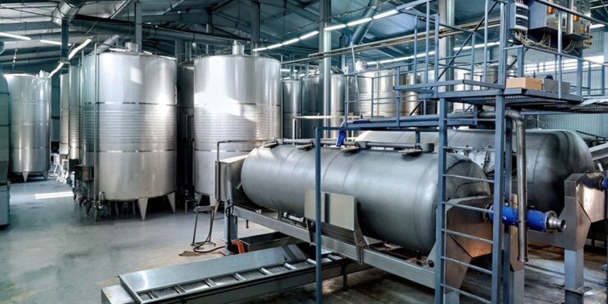 Chemical Storage Tank Manufacturers in Maharashtra: Reliable Solutions for the Chemical Processing Industry