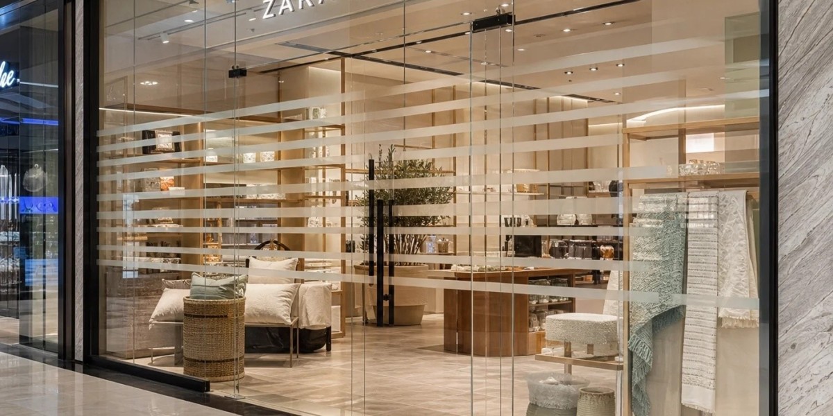 Modern Glass Branding Solutions in Dubai for Offices & Commercial Spaces