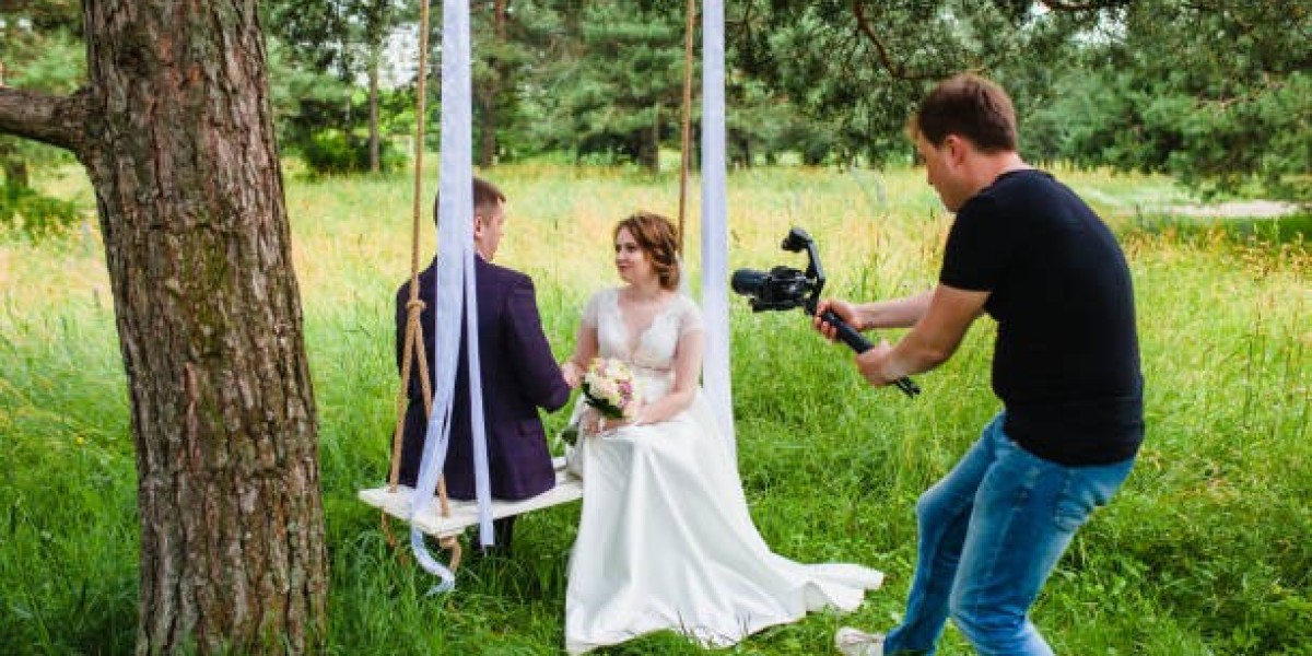 Cinematic vs. Documentary Wedding Video