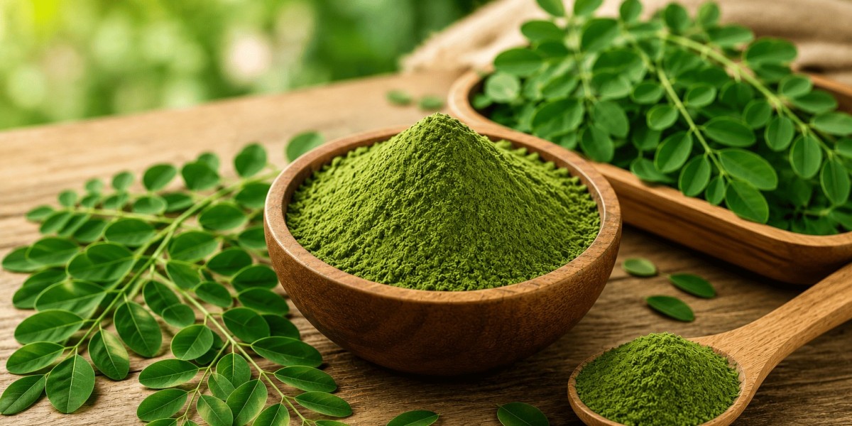 Benefits of Partnering with Experienced Moringa Leaf Powder Manufacturers for Bulk Orders