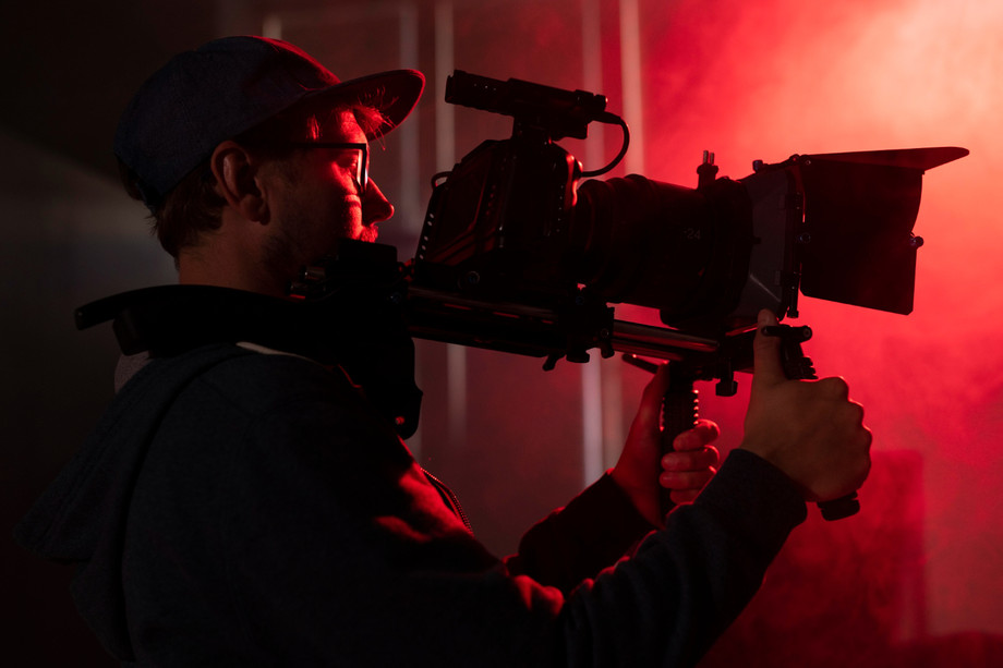 How B2B Corporate Video Production Actually Moves the Sales Needle in a Crowded Market - JustPaste.it