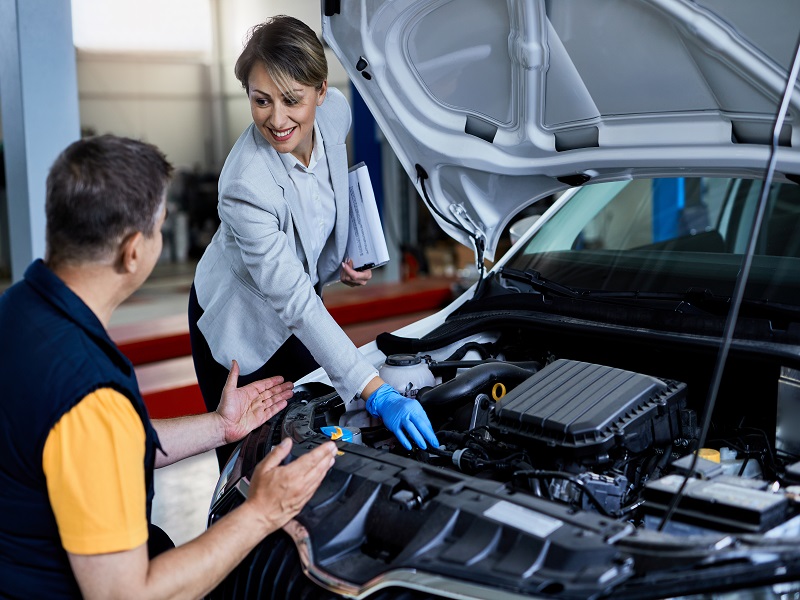 Auto Maintenance Services That Keep Your Fleet Moving