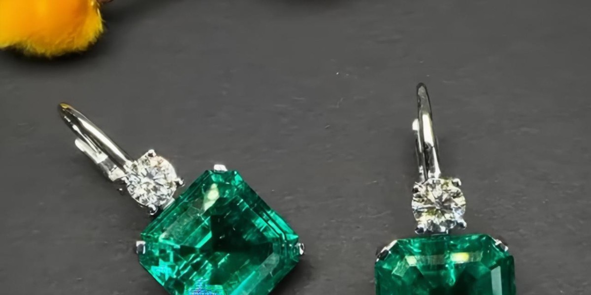 How to Buy a Natural Emerald Stone Without Getting Scammed