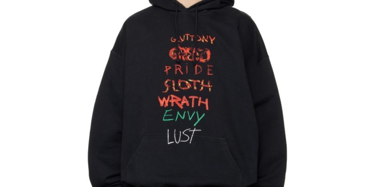 Stand Out in Every Season with Vetements Hoodie
