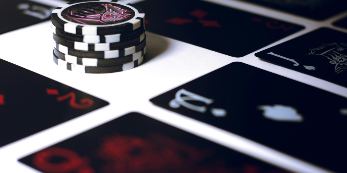 Understanding Responsible Gambling: Trends and Tools for Promoting Safe Play in the Online Casino Environment of 2026