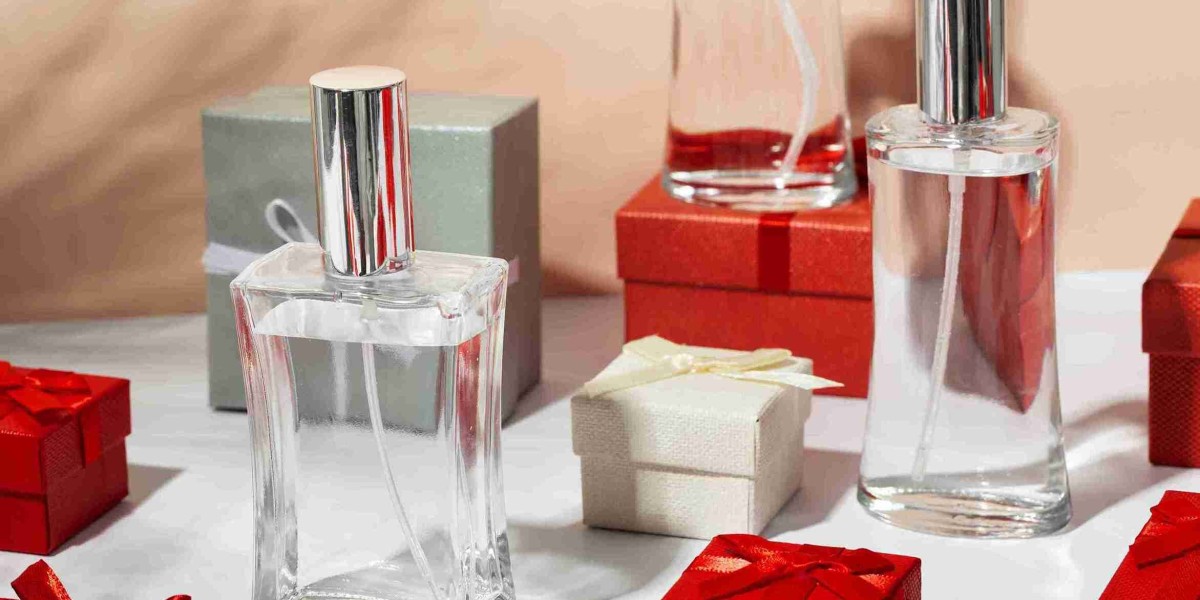 Evoke Ajmal Perfume: A Perfect Blend of Elegance and Musk Fragrance