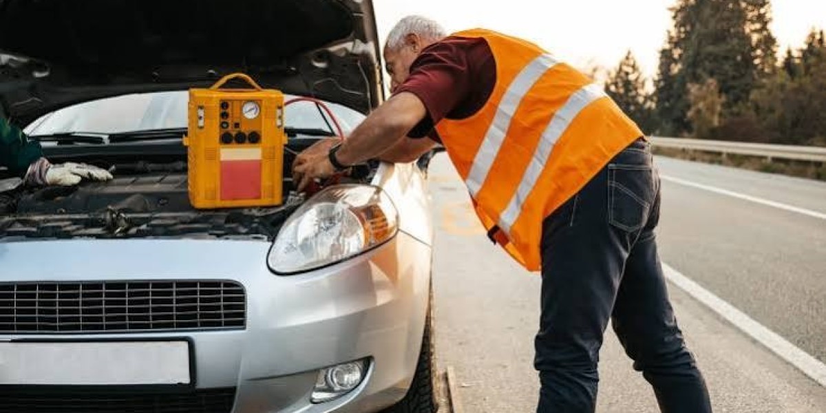 Stay Prepared for Unexpected Roadside Emergencies